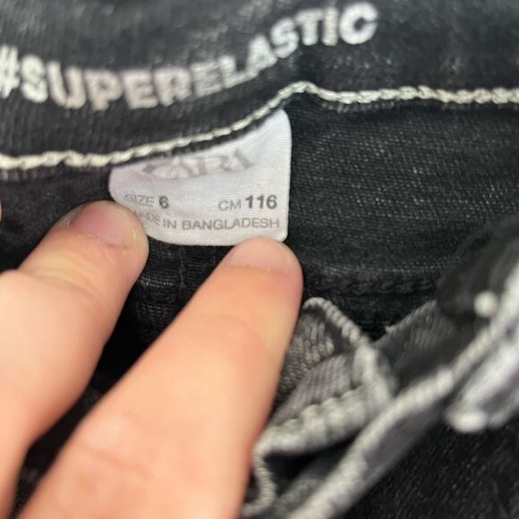 Zara kids Black Jeans, size 6, raw‎ hem - Picture 4 of 7